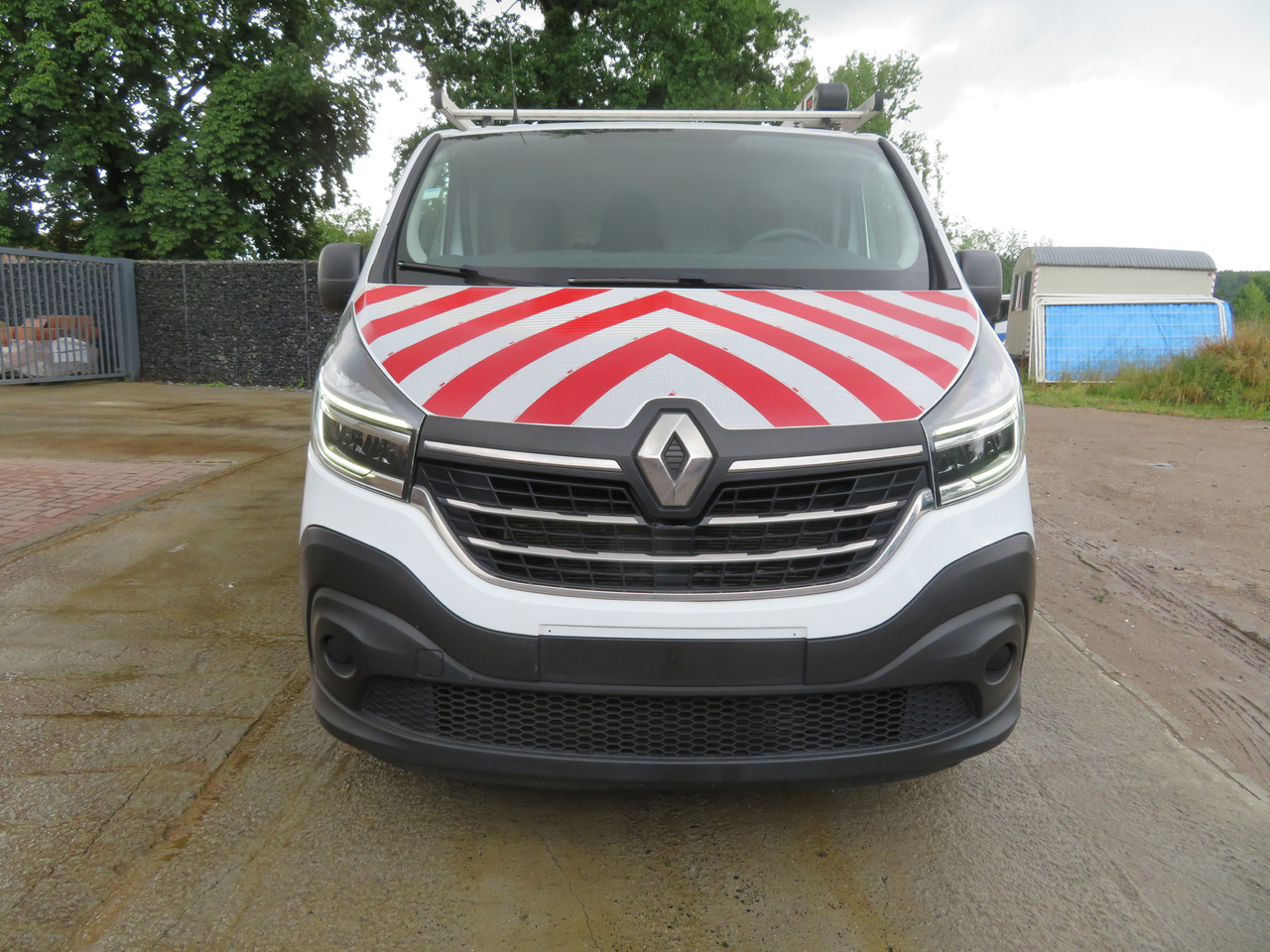 RENAULT Trafic 2.0dCi - L2H1 - Små skåpbil: bild 2 RENAULT Trafic 2.0dCi - L2H1 - Små skåpbil: bild 2