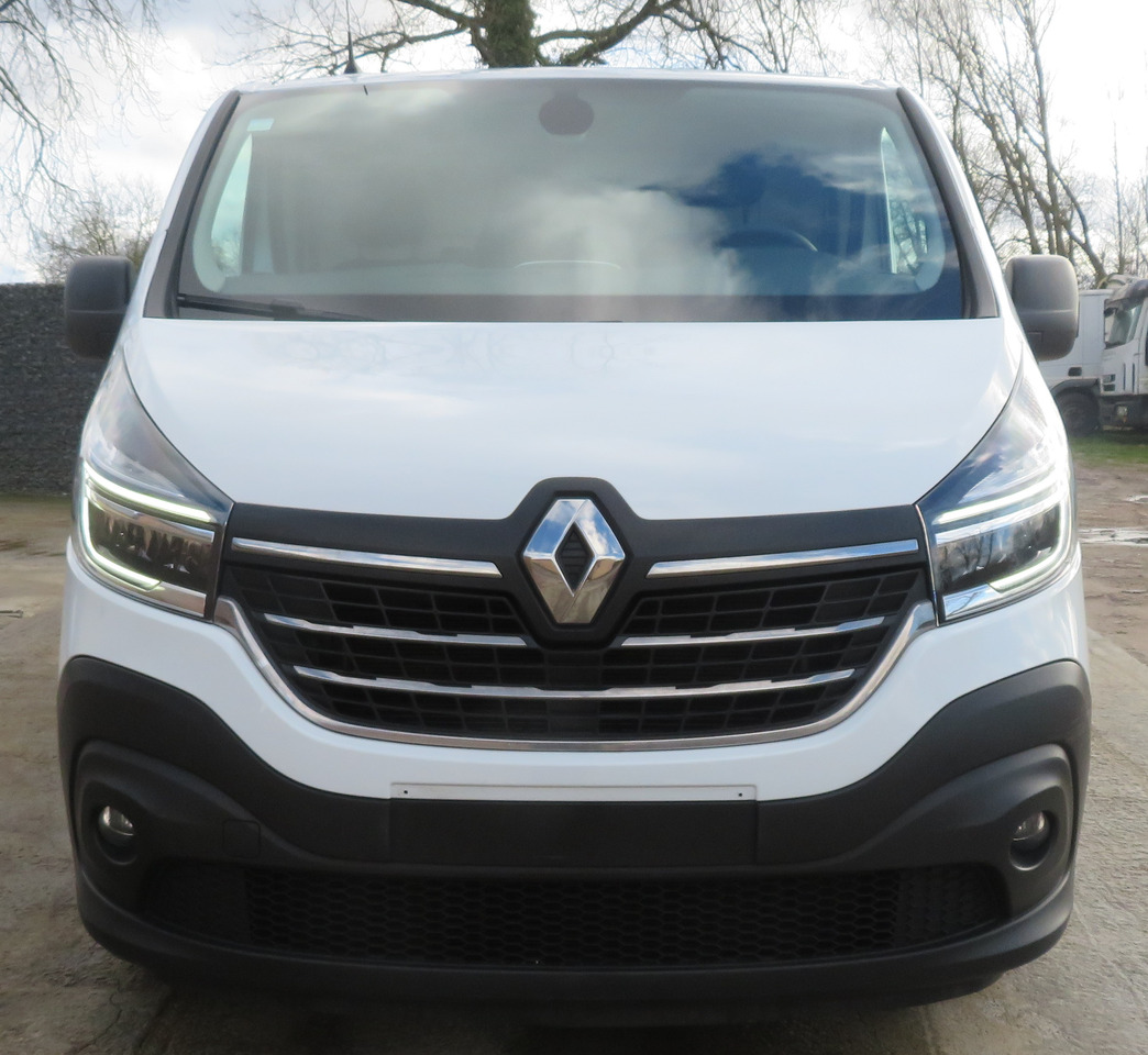 Renault Trafic - L1H1 - 2.0dCi - Små skåpbil: bild 2 Renault Trafic - L1H1 - 2.0dCi - Små skåpbil: bild 2