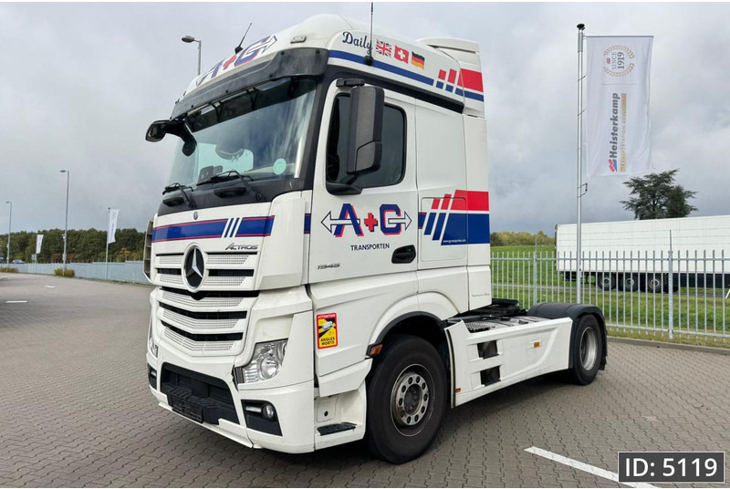 Mercedes-Benz Actros 1845 GigaSpace, Euro 6, / Fridge / 2 Tanks / 3 Pieces - Dragbil: bild 1 Mercedes-Benz Actros 1845 GigaSpace, Euro 6, / Fridge / 2 Tanks / 3 Pieces - Dragbil: bild 1