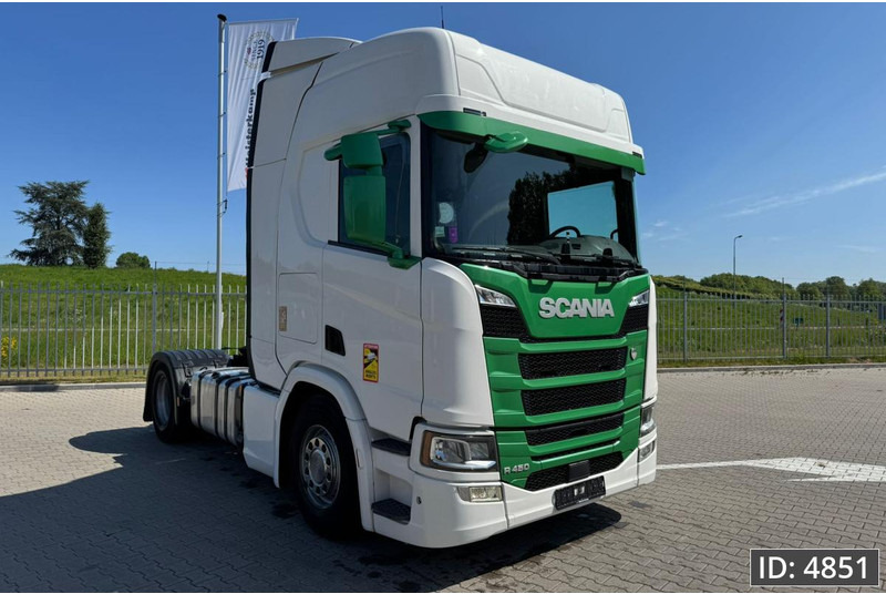 Scania R450 Topline, Euro 6, / Retarder / Standklima / 2x Tank, Intarder - Dragbil: bild 4 Scania R450 Topline, Euro 6, / Retarder / Standklima / 2x Tank, Intarder - Dragbil: bild 4