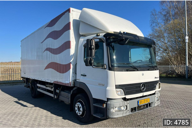 Mercedes-Benz Atego 1318 Day Cab, Euro 5, BDF / EPS automatic / DHOLLANDIA 2000KG - Containerbil/ Växelflak lastbil: bild 4 Mercedes-Benz Atego 1318 Day Cab, Euro 5, BDF / EPS automatic / DHOLLANDIA 2000KG - Containerbil/ Växelflak lastbil: bild 4