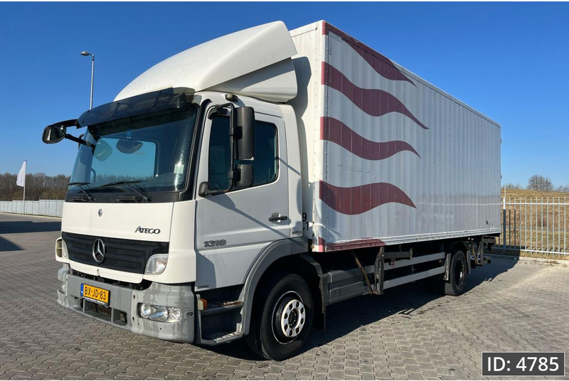 Mercedes-Benz Atego 1318 Day Cab, Euro 5, BDF / EPS automatic / DHOLLANDIA 2000KG - Containerbil/ Växelflak lastbil: bild 1 Mercedes-Benz Atego 1318 Day Cab, Euro 5, BDF / EPS automatic / DHOLLANDIA 2000KG - Containerbil/ Växelflak lastbil: bild 1