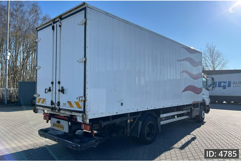 Mercedes-Benz Atego 1318 Day Cab, Euro 5, BDF / EPS automatic / DHOLLANDIA 2000KG - Containerbil/ Växelflak lastbil: bild 3 Mercedes-Benz Atego 1318 Day Cab, Euro 5, BDF / EPS automatic / DHOLLANDIA 2000KG - Containerbil/ Växelflak lastbil: bild 3