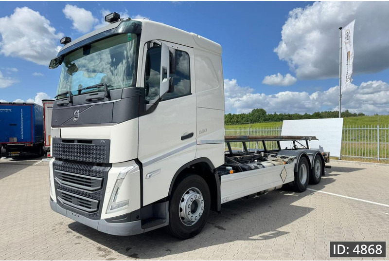 Volvo FH 500 Globetrotter, Euro 6, / 6x2 / Hydraulic body / frame 7.4 m / Tail lift - Containerbil/ Växelflak lastbil: bild 1 Volvo FH 500 Globetrotter, Euro 6, / 6x2 / Hydraulic body / frame 7.4 m / Tail lift - Containerbil/ Växelflak lastbil: bild 1
