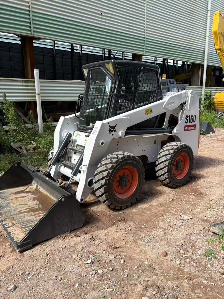BOBCAT S180 - Kompaktlastare/ Slirstyrda lastare: bild 5 BOBCAT S180 - Kompaktlastare/ Slirstyrda lastare: bild 5