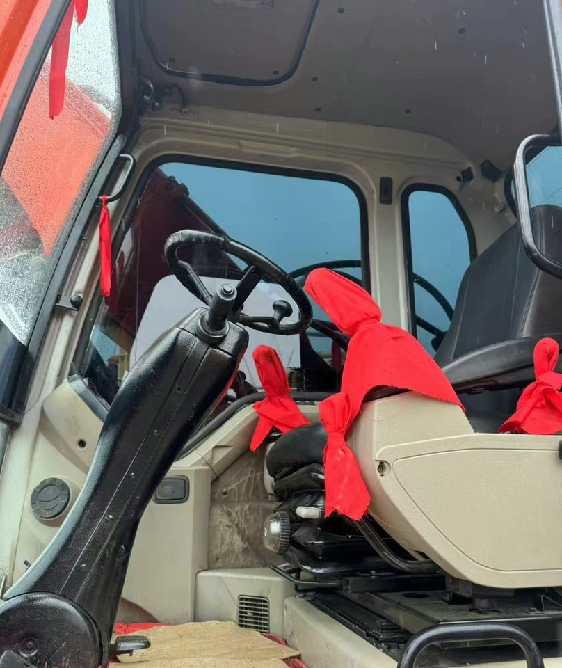 DOOSAN DX150W Wheel Excavator Good Condition - Grävmaskin på däck: bild 4 DOOSAN DX150W Wheel Excavator Good Condition - Grävmaskin på däck: bild 4