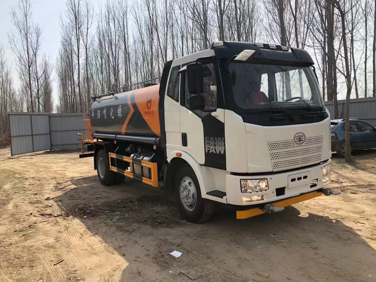 FAW Water Tanker ClickHere For DISCOUNT - Tankbil: bild 1 FAW Water Tanker ClickHere For DISCOUNT - Tankbil: bild 1