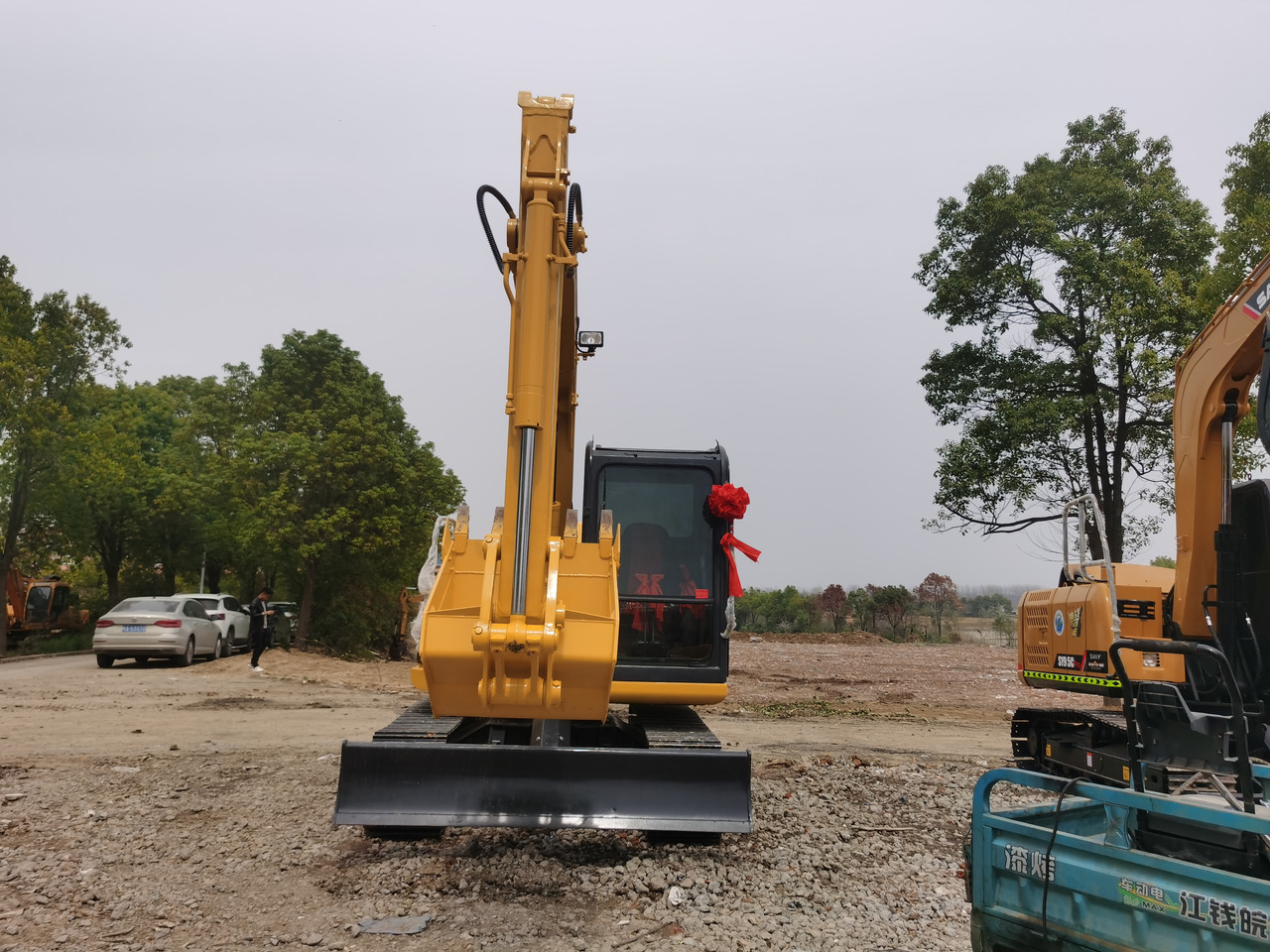 KOMATSU PC70-8 - Bandgrävare: bild 5 KOMATSU PC70-8 - Bandgrävare: bild 5