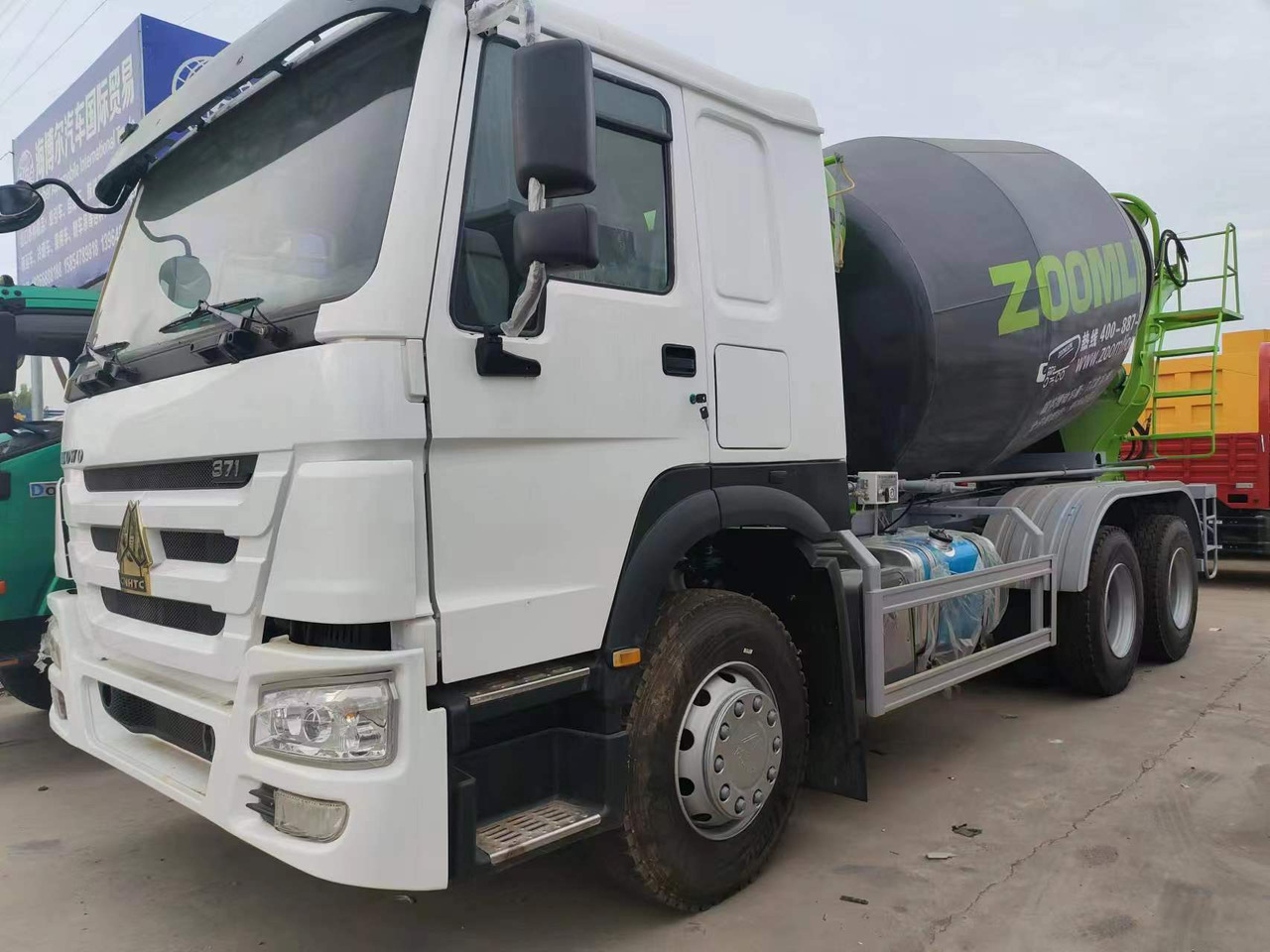 SINOTRUK HOWO 371 CLICK HERE FOR DISCOUNT - Betongbil: bild 2 SINOTRUK HOWO 371 CLICK HERE FOR DISCOUNT - Betongbil: bild 2