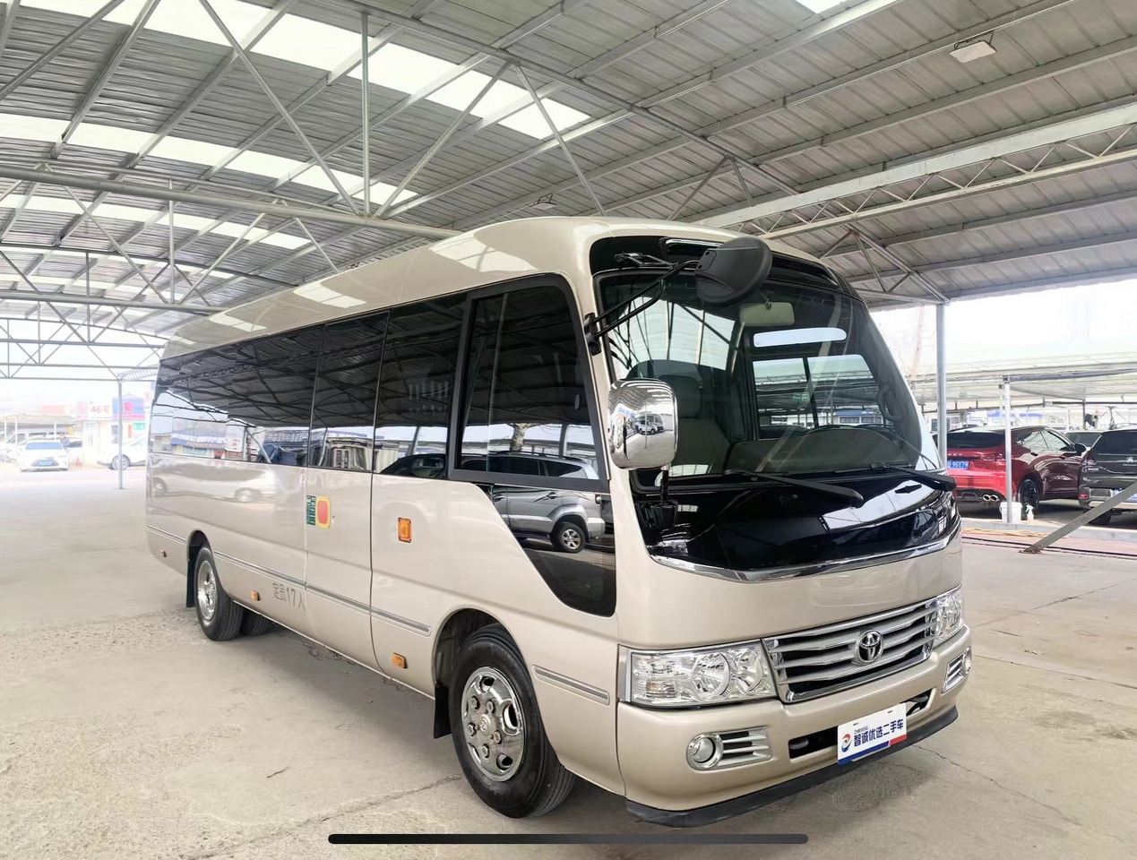 TOYOTA CLICK HERE FOR DISCOUNT - Stadsbuss: bild 2 TOYOTA CLICK HERE FOR DISCOUNT - Stadsbuss: bild 2