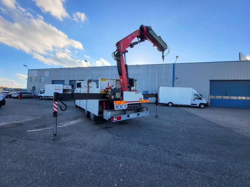 Camion Porteur CAMION GRUE 26 TONNES 410 CV 6X4 - Flakbil, Kranbil: bild 1 Camion Porteur CAMION GRUE 26 TONNES 410 CV 6X4 - Flakbil, Kranbil: bild 1