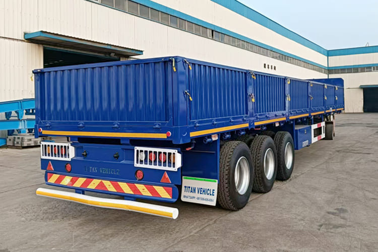 TITAN Sidewall Trailer for Sale in Saudi Arabia - Flaktrailer: bild 1 TITAN Sidewall Trailer for Sale in Saudi Arabia - Flaktrailer: bild 1