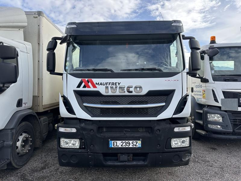 Iveco Stralis 190 S 36 - Lastbil med skåp: bild 2 Iveco Stralis 190 S 36 - Lastbil med skåp: bild 2
