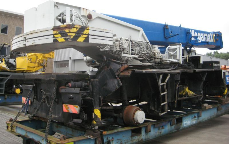 Liebherr LTM 1035-3. for parts - Mobilkran: bild 2 Liebherr LTM 1035-3. for parts - Mobilkran: bild 2