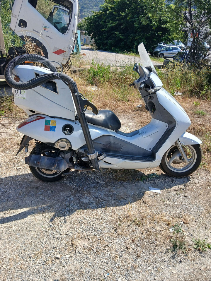 MOTO CROTTE HONDA PANTHEON . - Motorcykel: bild 1 MOTO CROTTE HONDA PANTHEON . - Motorcykel: bild 1