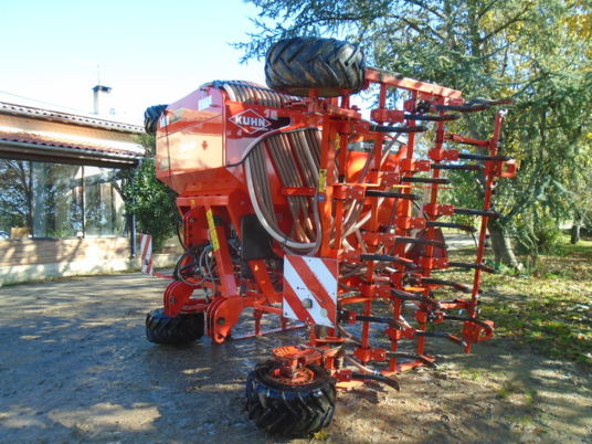 Kuhn MEGANT 500 - Kombisåmaskin: bild 5 Kuhn MEGANT 500 - Kombisåmaskin: bild 5