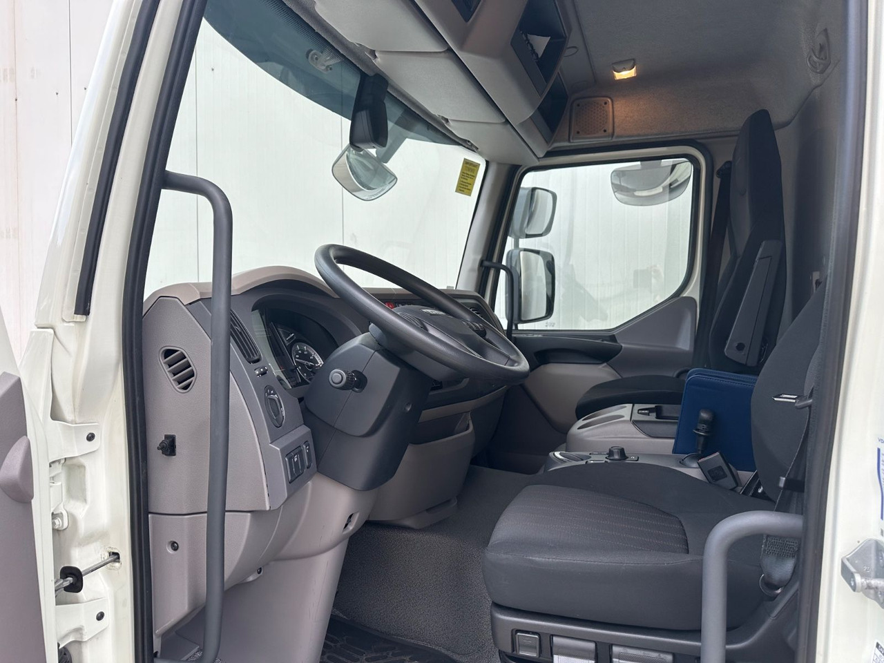 Containerbil/ Växelflak lastbil DAF LF 310 8G LBW Bär2T 3J-Garatnie DAF LF 310 8G LBW Bär2T 3J-Garatnie: bild 7