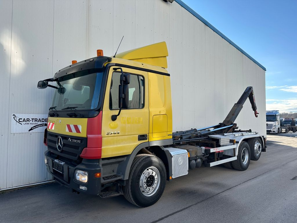 Mercedes-Benz Actros 2744 EEV 3 Pedale Retarder 20T Hacken - Lastväxlare lastbil: bild 1 Mercedes-Benz Actros 2744 EEV 3 Pedale Retarder 20T Hacken - Lastväxlare lastbil: bild 1