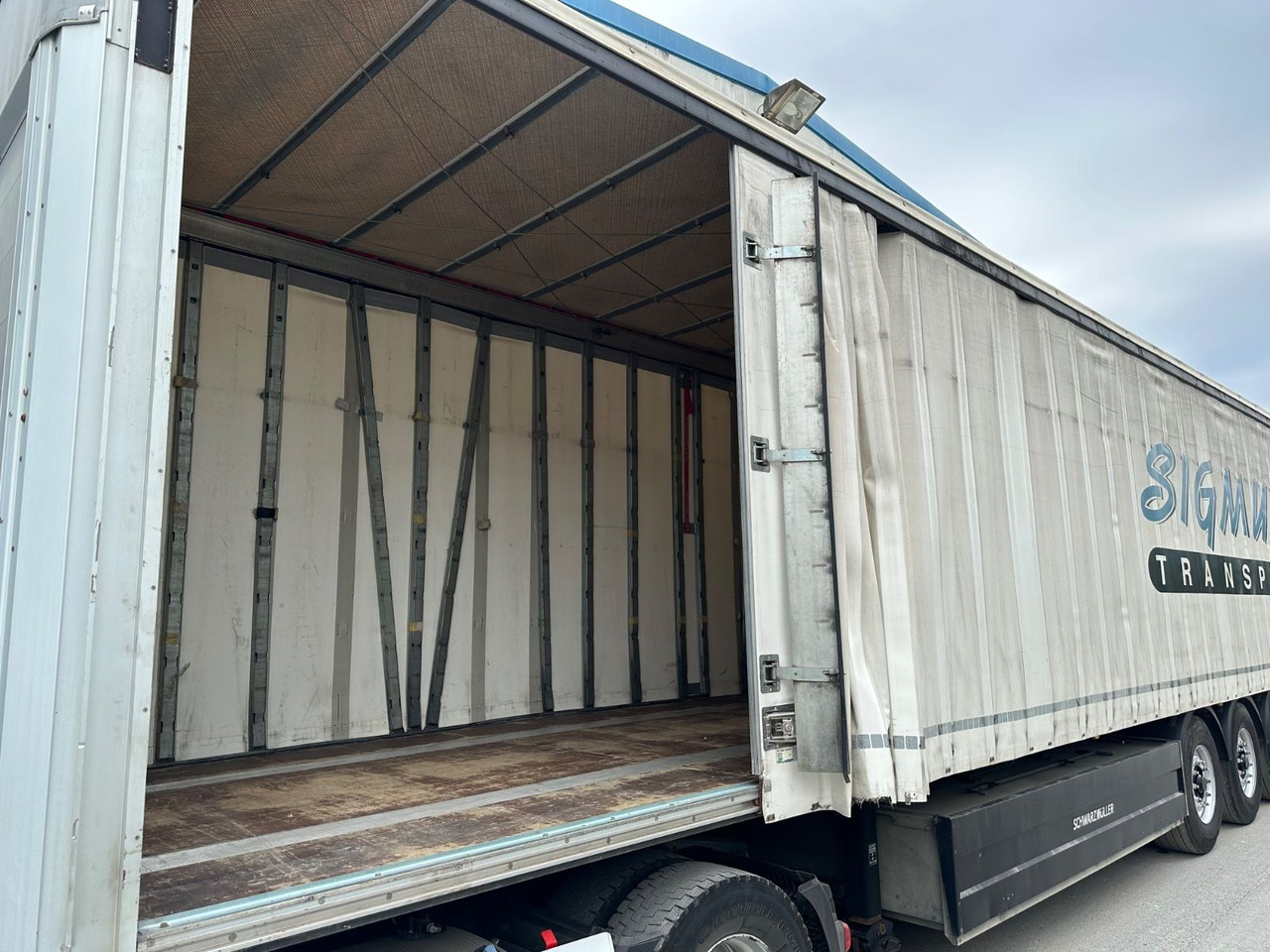 Schwarzmüller S1 J Getränkeplane LIFT BBW - Kapelltrailer: bild 5 Schwarzmüller S1 J Getränkeplane LIFT BBW - Kapelltrailer: bild 5