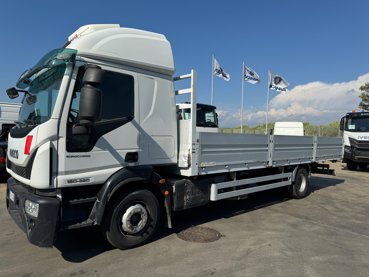 IVECO 160E - Flakbil: bild 3 IVECO 160E - Flakbil: bild 3