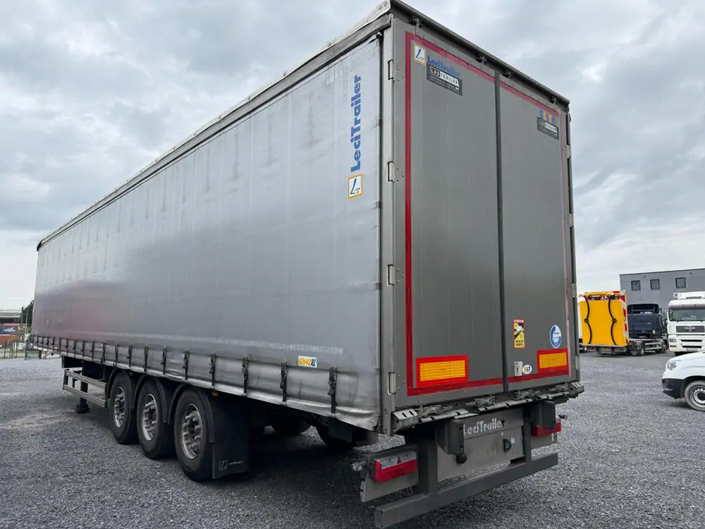 LeciTrailer Tautliner 3E20 Tautliner 3E20*1er essieu relevable*essieux SAF - Kapelltrailer: bild 5 LeciTrailer Tautliner 3E20 Tautliner 3E20*1er essieu relevable*essieux SAF - Kapelltrailer: bild 5