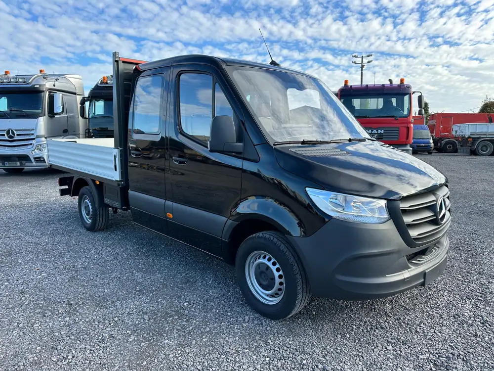 Mercedes-Benz Sprinter 317 CDI * BRAND NEW*CREW CAB 7 SEATS - Transportbil med flak, Dubbelhytt transportbil: bild 2 Mercedes-Benz Sprinter 317 CDI * BRAND NEW*CREW CAB 7 SEATS - Transportbil med flak, Dubbelhytt transportbil: bild 2