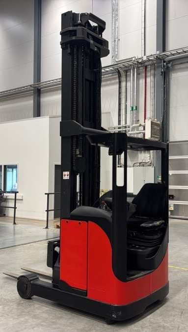 LINDE - Skjutstativtruck: bild 1 LINDE - Skjutstativtruck: bild 1