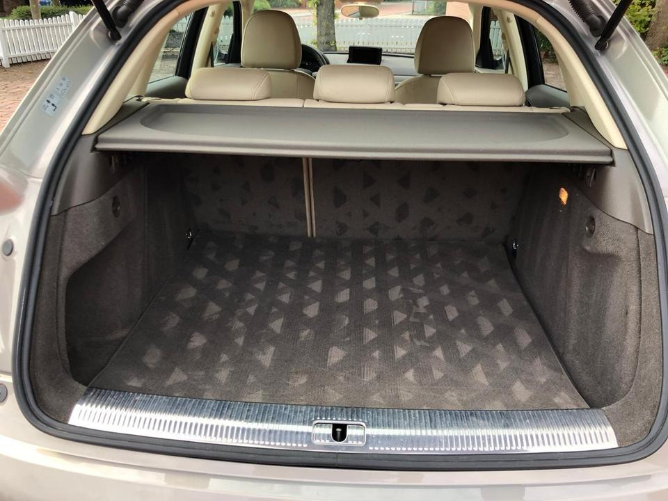 Audi Q3 TFSI + quattro + Autom. + ANK. + TÜV - Personbil: bild 5 Audi Q3 TFSI + quattro + Autom. + ANK. + TÜV - Personbil: bild 5