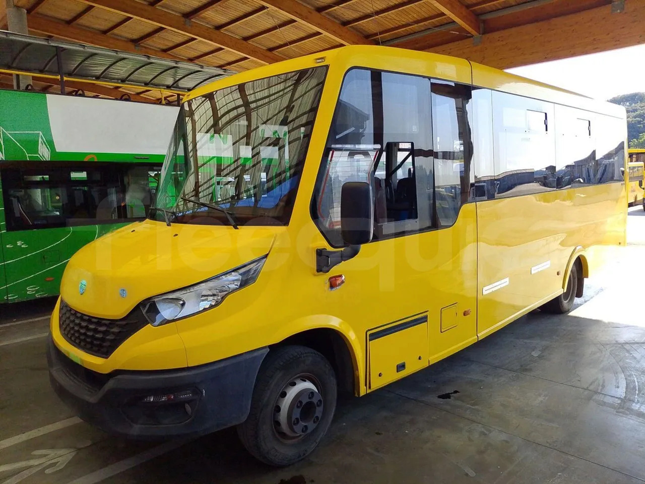 Iveco Indcar - Skolbuss: bild 4 Iveco Indcar - Skolbuss: bild 4