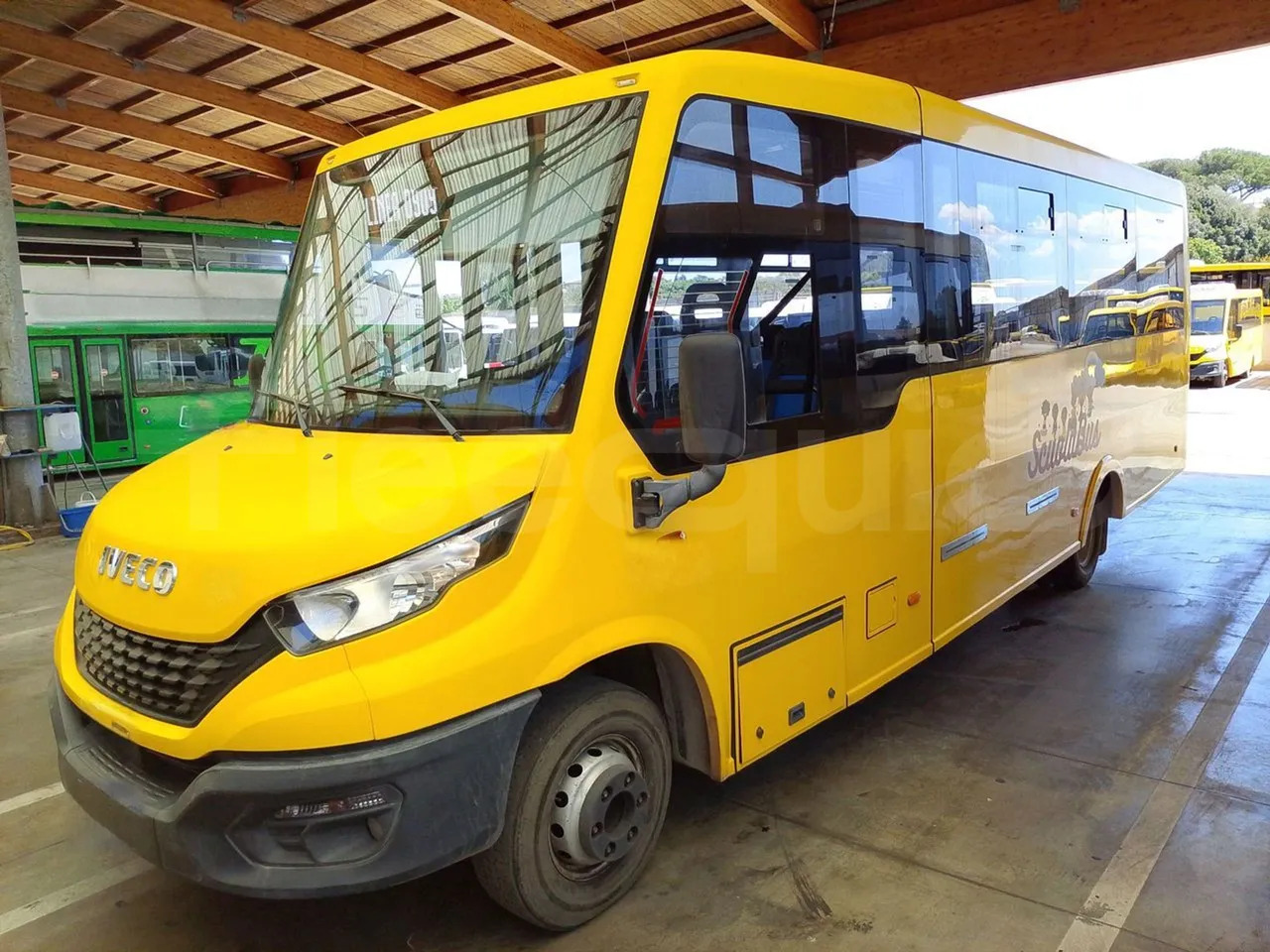 Iveco Indcar - Skolbuss: bild 4 Iveco Indcar - Skolbuss: bild 4