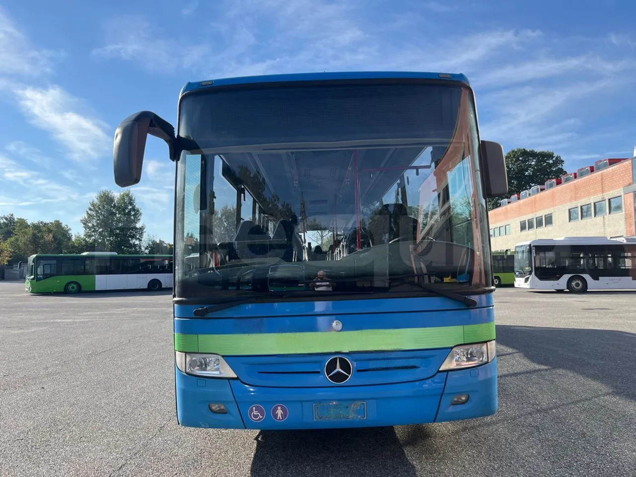 Mercedes-Benz Integro - Förortsbuss: bild 2 Mercedes-Benz Integro - Förortsbuss: bild 2