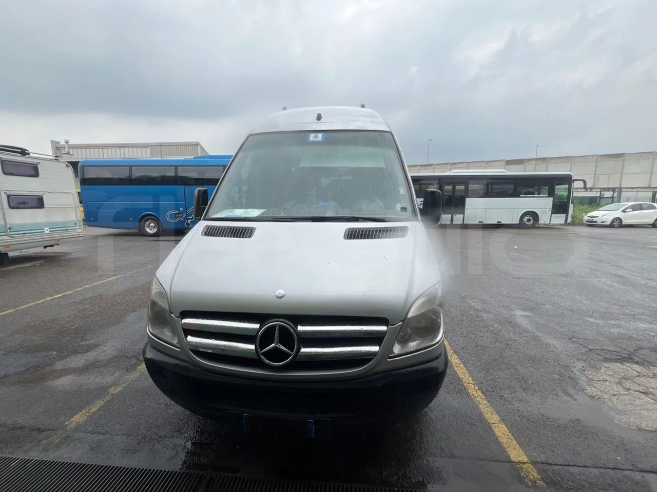 Mercedes-Benz Sprinter - Minibuss, Persontransport: bild 2 Mercedes-Benz Sprinter - Minibuss, Persontransport: bild 2