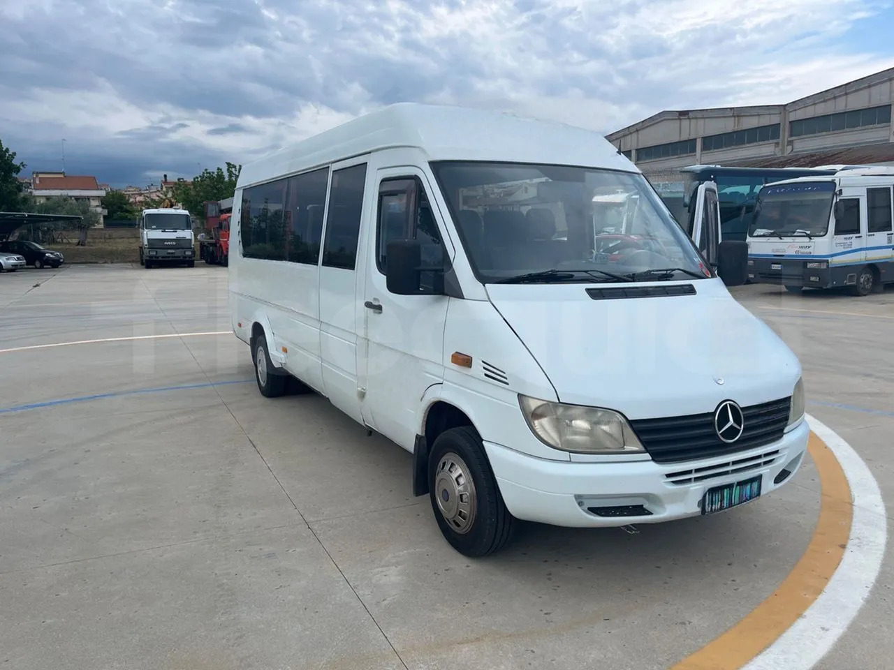 Mercedes-Benz Sprinter - Minibuss, Persontransport: bild 1 Mercedes-Benz Sprinter - Minibuss, Persontransport: bild 1