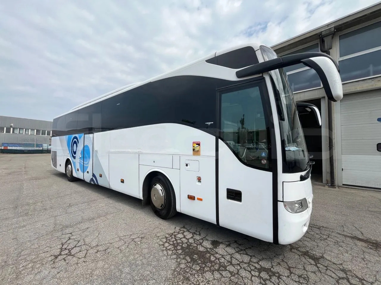 Mercedes-Benz Tourismo - Turistbuss: bild 1 Mercedes-Benz Tourismo - Turistbuss: bild 1