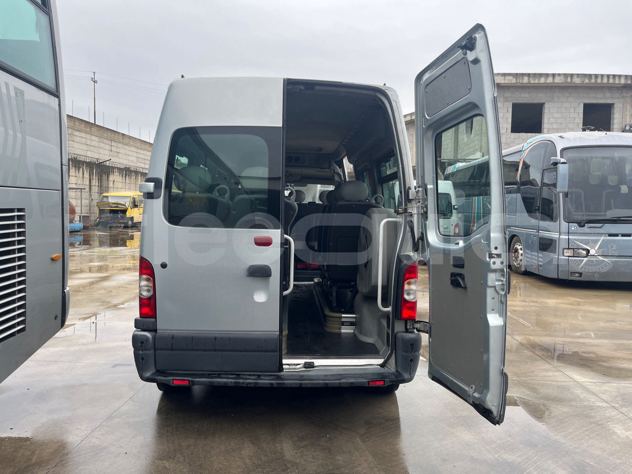 Nissan Interstar - Minibuss, Persontransport: bild 5 Nissan Interstar - Minibuss, Persontransport: bild 5