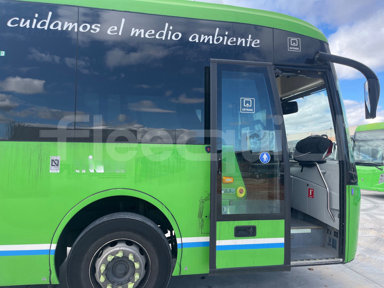 Förortsbuss Scania Magnus: bild 10