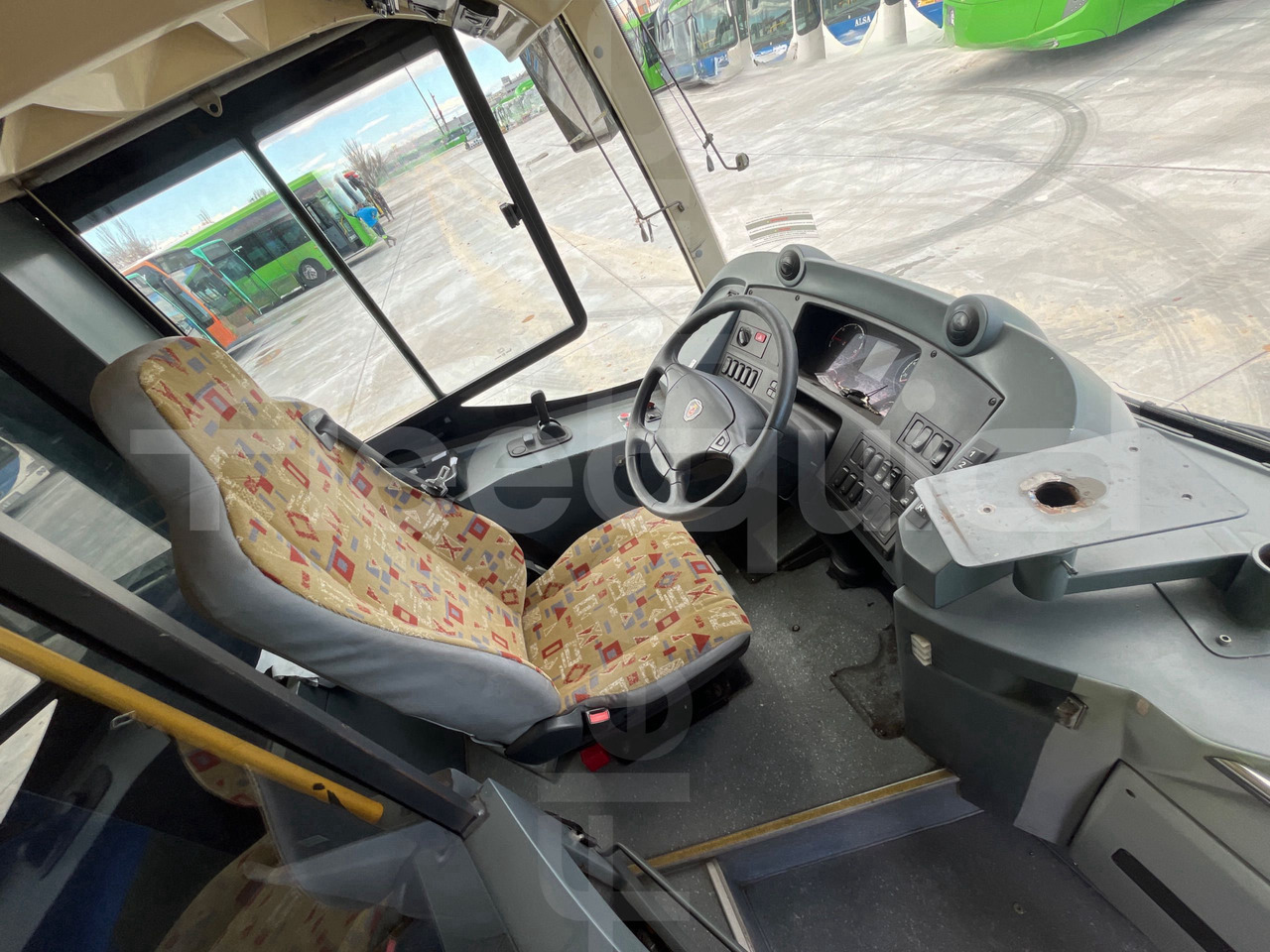 Förortsbuss Scania Magnus: bild 18