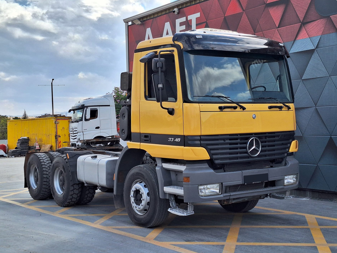 MERCEDES-BENZ ACTROS 3348 - Dragbil: bild 3 MERCEDES-BENZ ACTROS 3348 - Dragbil: bild 3