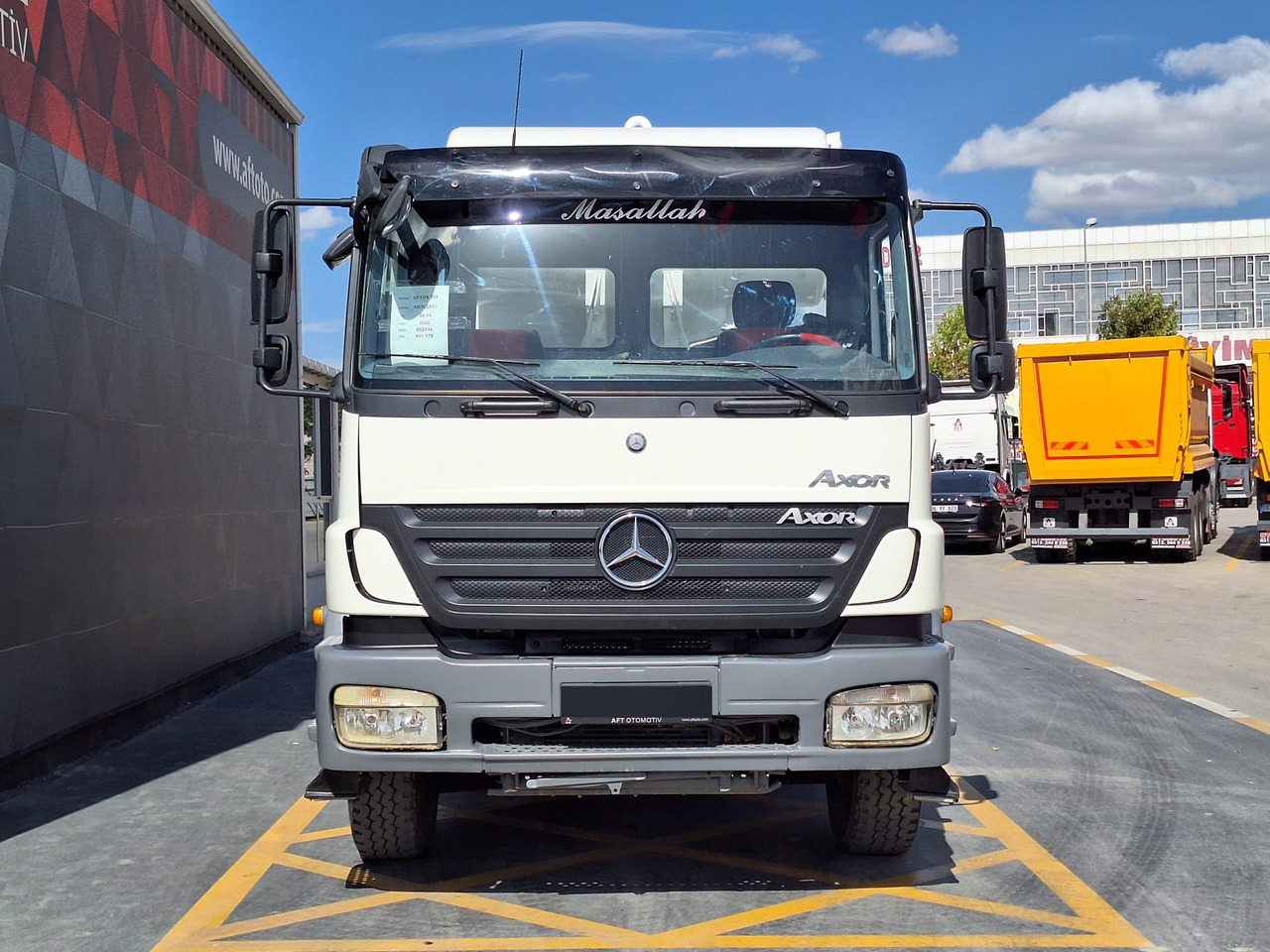 MERCEDES-BENZ AXOR 3028 - Betongbil: bild 2 MERCEDES-BENZ AXOR 3028 - Betongbil: bild 2