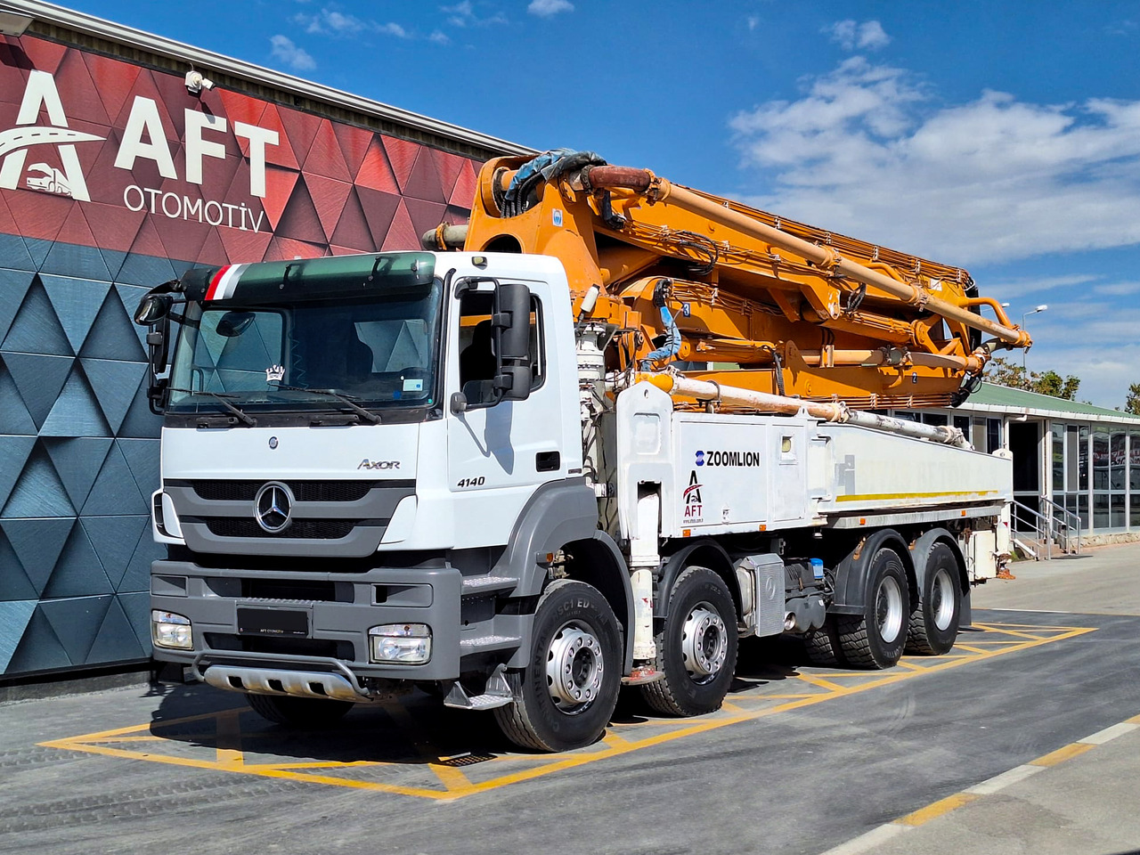 MERCEDES-BENZ AXOR 4140 ZOOMLION 43X-5RZ - Betongpump: bild 1 MERCEDES-BENZ AXOR 4140 ZOOMLION 43X-5RZ - Betongpump: bild 1