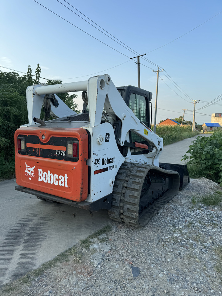 BOBCAT T770 skid steer loader American original - Kompaktlastare/ Slirstyrda lastare: bild 3 BOBCAT T770 skid steer loader American original - Kompaktlastare/ Slirstyrda lastare: bild 3
