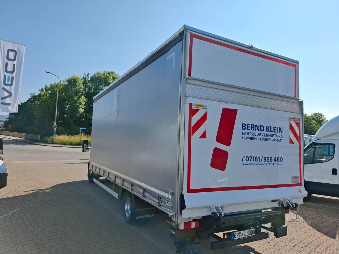 Iveco 72-210P/A8,Luft,HiMatic,LBW,Schiebepl., - Transportbil med kapell: bild 2 Iveco 72-210P/A8,Luft,HiMatic,LBW,Schiebepl., - Transportbil med kapell: bild 2