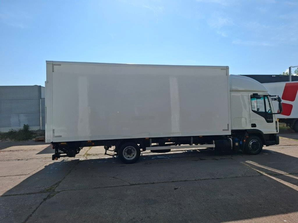 Iveco ML80-210, FFH, Koffer, LBW, Luft, - Volymskåp: bild 3 Iveco ML80-210, FFH, Koffer, LBW, Luft, - Volymskåp: bild 3