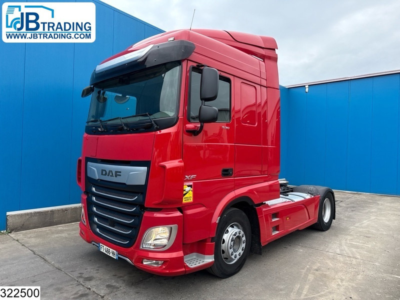DAF XF 530 EURO 6, Standairco, PTO - Dragbil: bild 1 DAF XF 530 EURO 6, Standairco, PTO - Dragbil: bild 1