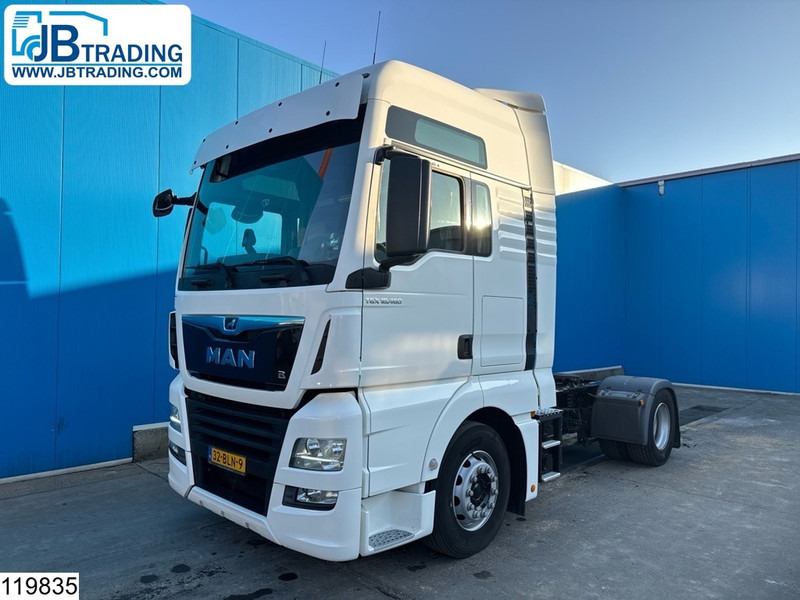 MAN TGX 18 460 EURO 6 - Dragbil: bild 1 MAN TGX 18 460 EURO 6 - Dragbil: bild 1