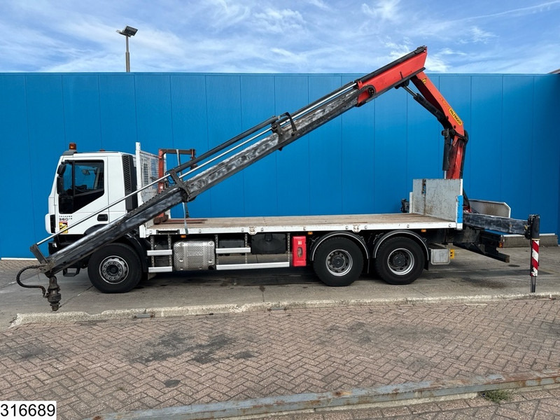 Iveco Trakker 360 6x4, EURO 6, Palfinger, Remote - Flakbil, Kranbil: bild 3 Iveco Trakker 360 6x4, EURO 6, Palfinger, Remote - Flakbil, Kranbil: bild 3