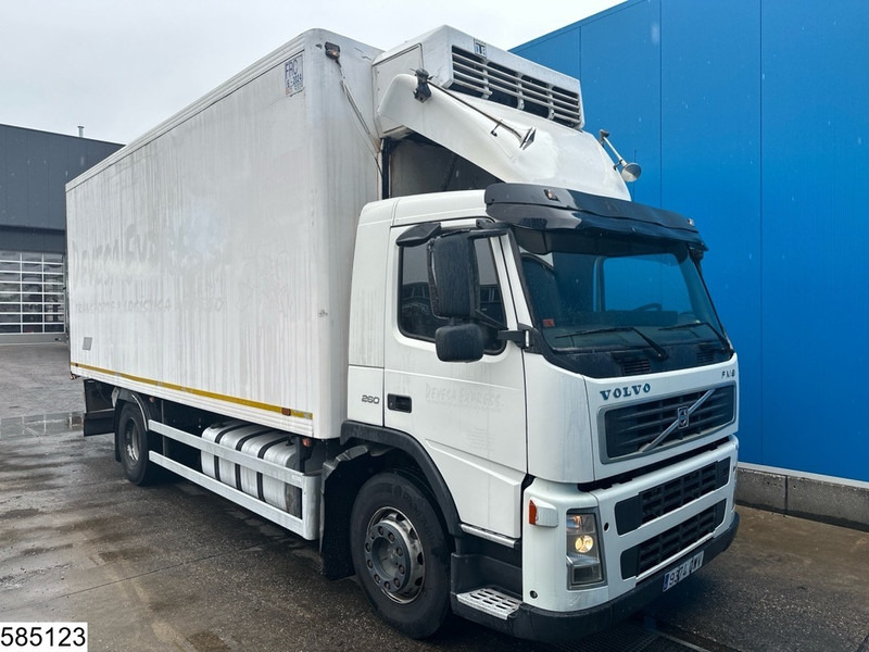 Volvo FM9 260 EURO 3, Thermoking - Kylbil lastbil: bild 3 Volvo FM9 260 EURO 3, Thermoking - Kylbil lastbil: bild 3