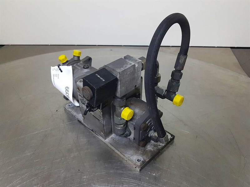 Ahlmann AS50-Konvekta KL2AT/4 12V-Compressor/Kompressor - Motor för Byggmaskiner: bild 5 Ahlmann AS50-Konvekta KL2AT/4 12V-Compressor/Kompressor - Motor för Byggmaskiner: bild 5