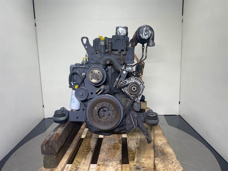 Ahlmann AZ150-Deutz BF4M2012C-Engine/Motor - Motor för Byggmaskiner: bild 2 Ahlmann AZ150-Deutz BF4M2012C-Engine/Motor - Motor för Byggmaskiner: bild 2