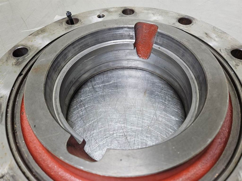 Ahlmann AZ150-Spicer Dana 213.06.004.01-Wheel hub/Radnabe - Axel och reservdelar för Byggmaskiner: bild 3 Ahlmann AZ150-Spicer Dana 213.06.004.01-Wheel hub/Radnabe - Axel och reservdelar för Byggmaskiner: bild 3
